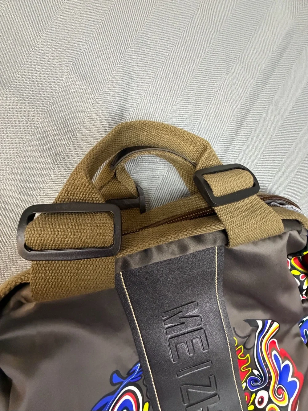 Meizhidao backpack/handle/book bag, Asian dragon, pattern, travel side pockets